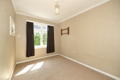 Photo of property in 214 Mayfair Avenue, Mayfair, Hastings, 4122