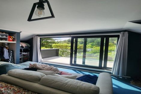 Photo of property in 6a Elmslie Road, Pinehaven, Upper Hutt, 5019