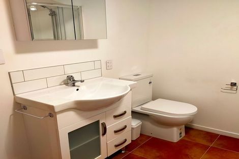 Photo of property in 29 Kingston Heights Road, Kingston, Wellington, 6021