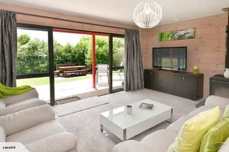 Photo of property in 15 Three Oaks Drive, Dairy Flat, Albany, 0794