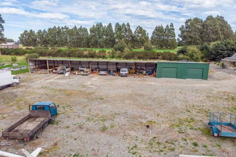 Photo of property in 16 Centre Bush Otapiri Road, Centre Bush, Winton, 9782