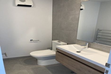 Photo of property in 4/8 New Brighton Road, Shirley, Christchurch, 8061