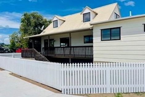 Photo of property in 6 Te Moau Avenue, Parakai, 0830