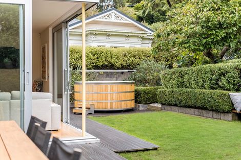 Photo of property in 32 Mccoll Street, Vogeltown, Wellington, 6021