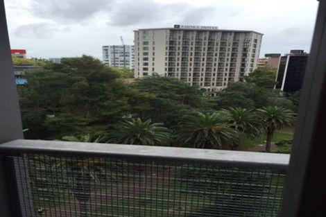 Photo of property in Scotia Tower Apartments, 9b/8 Scotia Place, Auckland Central, Auckland, 1010