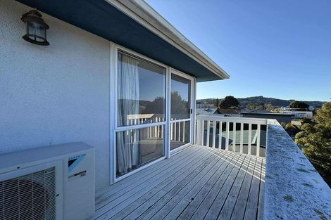 Photo of property in 11 Charleston Avenue, Boulcott, Lower Hutt, 5011