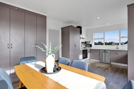 Photo of property in 289 High Street, Eltham, 4322