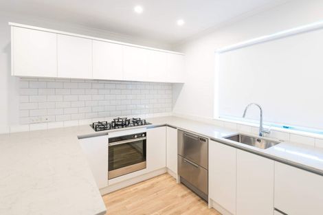 Photo of property in 9 Waituarua Drive, Takanini, 2112