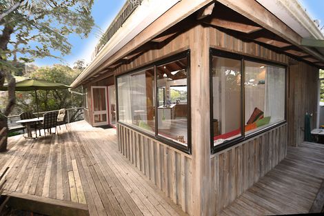 Photo of property in 6 Hillside Crescent, Leigh, 0985