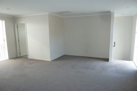 Photo of property in 9 Mcginty Street, Takanini, 2112