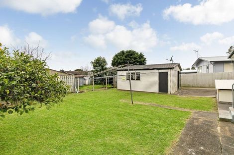 Photo of property in 27 Kemble Close, Mangere, Auckland, 2022