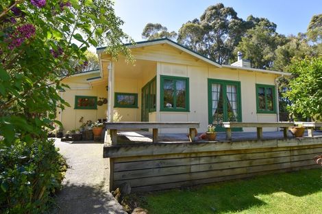 Photo of property in 1049 Longbush Road, Longbush, Masterton, 5884