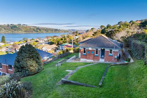 Photo of property in 10 Seddon Street, Ravensbourne, Dunedin, 9022