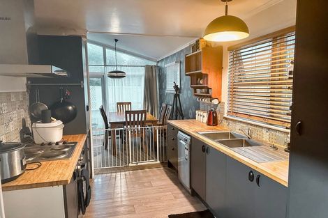 Photo of property in 56 Andrew Road, Howick, Auckland, 2010