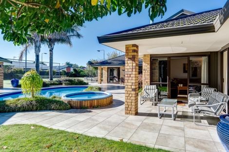 Photo of property in 77 Auckland Road, Greenmeadows, Napier, 4112