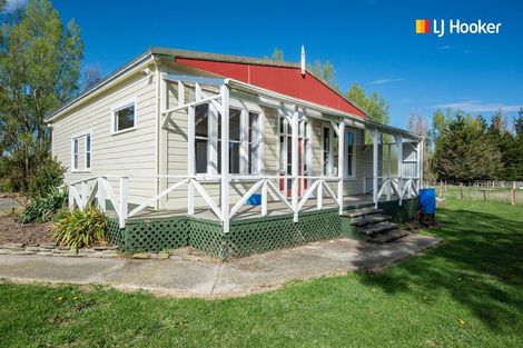 Photo of property in 51 Browns Road, Middlemarch, 9597