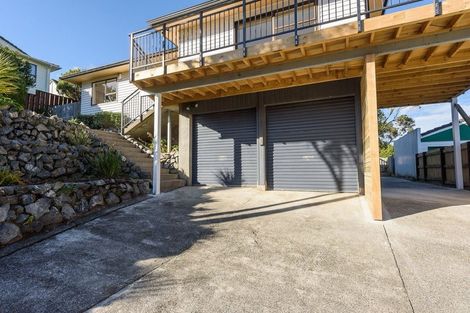 Photo of property in 34 Percy Dyett Drive, Karori, Wellington, 6012