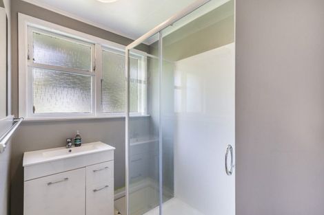 Photo of property in 9 Te Wharekaihua Grove, Turangi, 3334