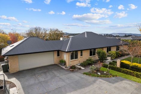 Photo of property in 7 Teviotview Place, Amberley, 7410