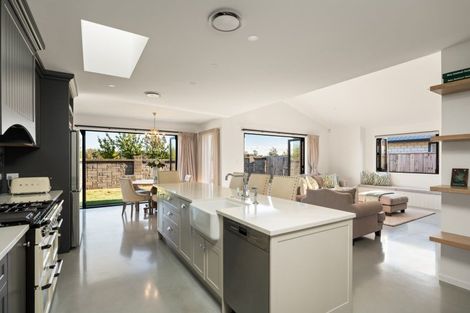 Photo of property in 10 Saint Thomas Avenue, Pyes Pa, Tauranga, 3112