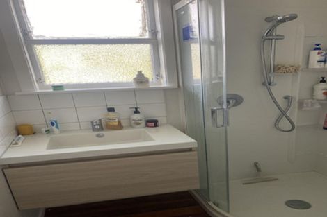 Photo of property in 70 Brandon Street, Featherston, 5710