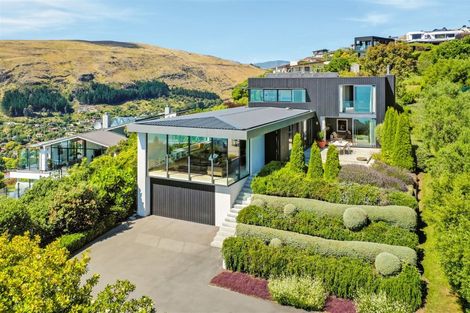Photo of property in 130 Richmond Hill Road, Richmond Hill, Christchurch, 8081