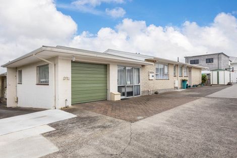 Photo of property in 47d Record Street, Fitzroy, New Plymouth, 4312