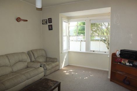 Photo of property in 86 Avenue Road, Foxton, 4814