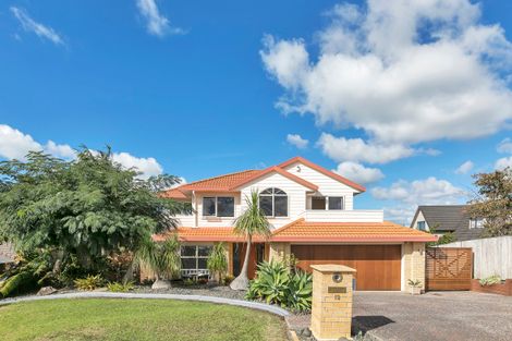 Photo of property in 12 Marlin Street, West Harbour, Auckland, 0618