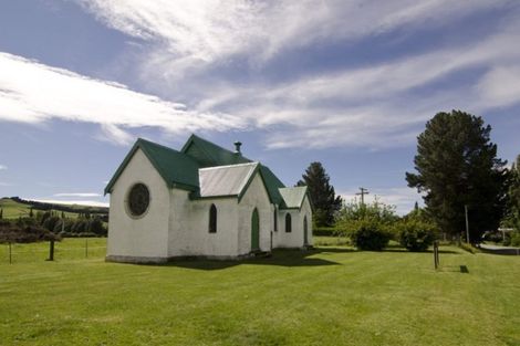 Photo of property in Ex St Johns Church, 1605 Teviot Road, Millers Flat, Roxburgh, 9572