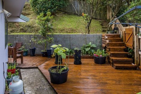 Photo of property in 4 Seascape View, Paremata, Porirua, 5024