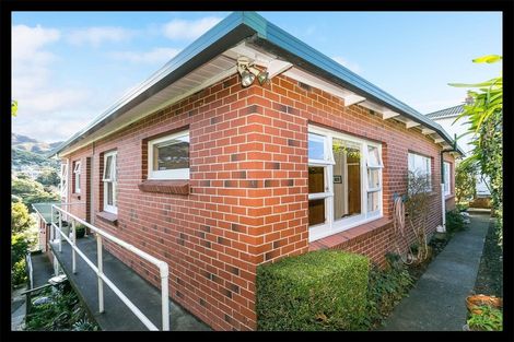 Photo of property in 2/27 Abbott Street, Ngaio, Wellington, 6035