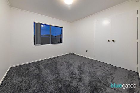 Photo of property in 28 Barneys Farm Road, Clendon Park, Auckland, 2103