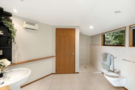 Photo of property in 887 Cashmere Road, Halswell, Christchurch, 8025