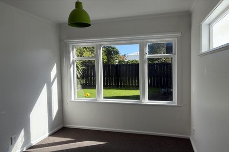 Photo of property in 39 Dundas Street, Seatoun, Wellington, 6022