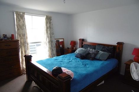 Photo of property in 13 Te Arataura Street, Takapuwahia, Porirua, 5022