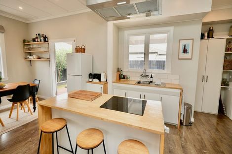 Photo of property in 37 Miro Street, Takaro, Palmerston North, 4410