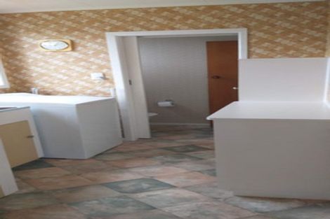 Photo of property in 9 Severn Place, Spotswood, New Plymouth, 4310