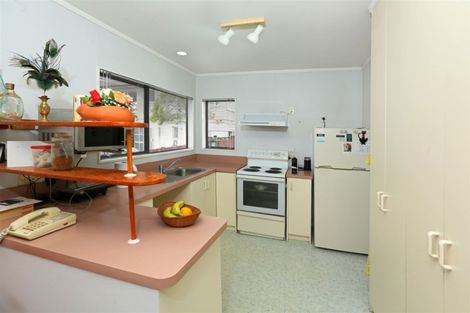 Photo of property in 1/180 Te Atatu Road, Te Atatu South, Auckland, 0610