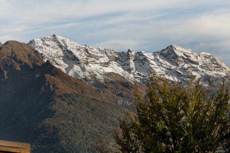 Photo of property in 35 Invincible Drive, Glenorchy, 9372