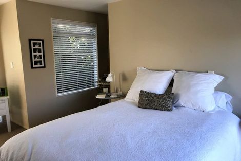 Photo of property in 36 Peter Terrace, Castor Bay, Auckland, 0620