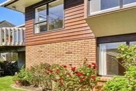 Photo of property in 42 Lakewood Avenue, Churton Park, Wellington, 6037