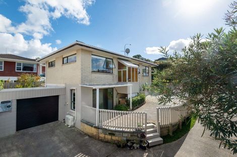 Photo of property in 1/94 Glamorgan Drive, Torbay, Auckland, 0630