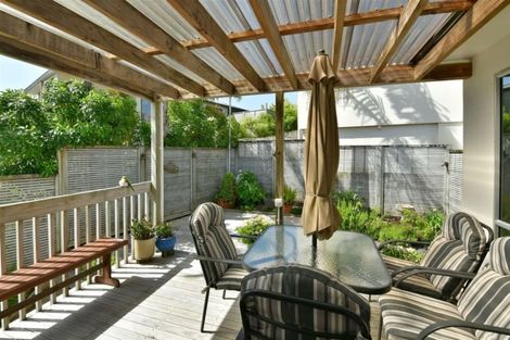 Photo of property in 40b Donald Street, Stanmore Bay, Whangaparaoa, 0932