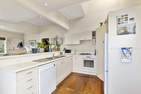 Photo of property in 71 Maida Vale Road, Roseneath, Wellington, 6011