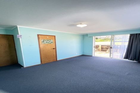 Photo of property in 34 Glenbervie Crescent, Massey, Auckland, 0614
