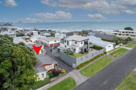 Photo of property in 14 Sackville Street, Fitzroy, New Plymouth, 4312