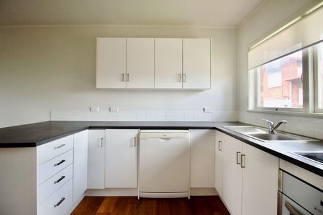 Photo of property in 3/242 Onewa Road, Birkenhead, Auckland, 0626