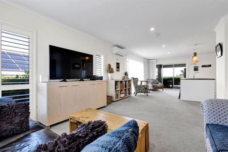 Photo of property in 18a Jules Crescent, Bell Block, New Plymouth, 4312