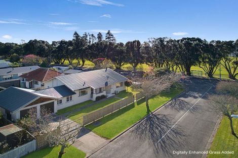 Photo of property in 2 Anzac Avenue, Whakatane, 3120